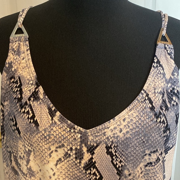 Calvin Klein Women’s Snake Print Blousy V-Neck V-Back Tankini Top sz L - Picture 2 of 6